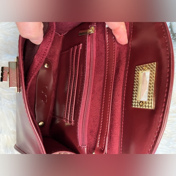 NWT Glass Ladder & Co Jackie crossbody in maroon - Picture 9 of 10
